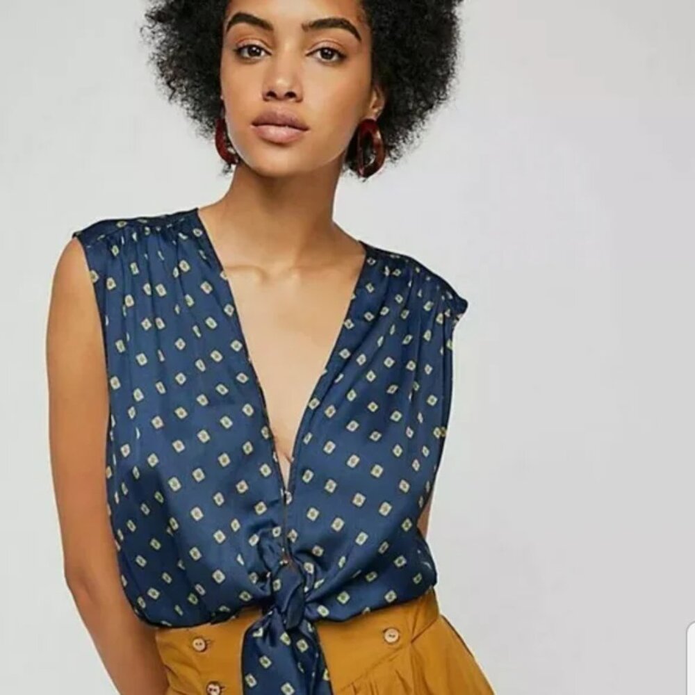 Free People Silky Sleeveless Top Size M Regal Indie Art‎ Deco Tie Front